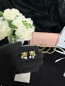 D!0r pearl diamond earring