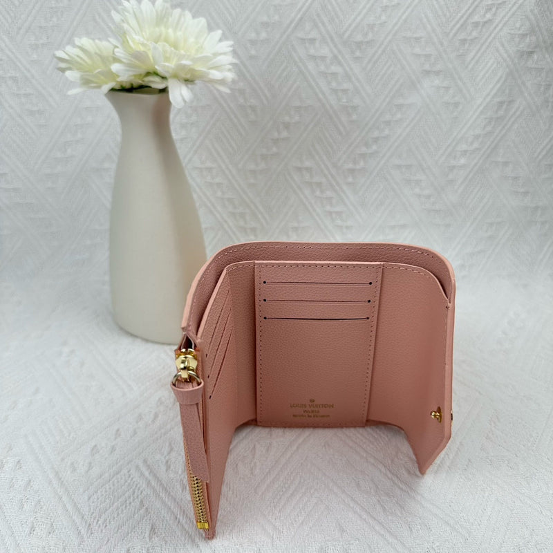 L-Luxurious Fashion Wallet – Sophisticated and Functional