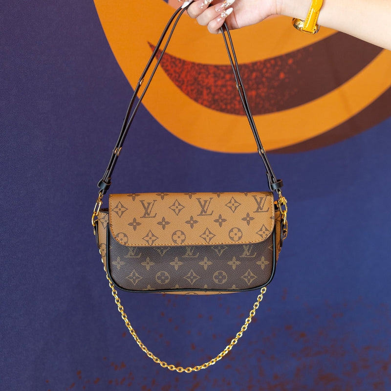 Luxury-Inspired Crossbody Bag with Gold Chain Strap