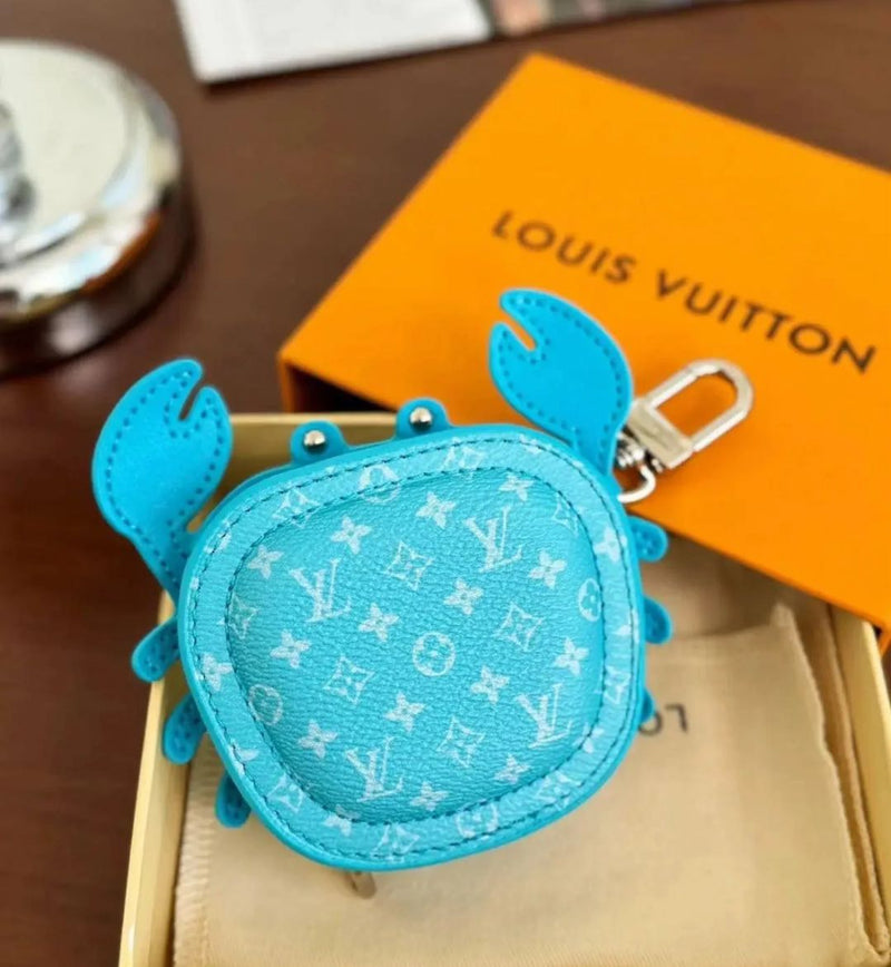 L- Designed Zippered Earphone Storage Pendant