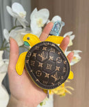 L- Designed Zippered Earphone Storage Pendant