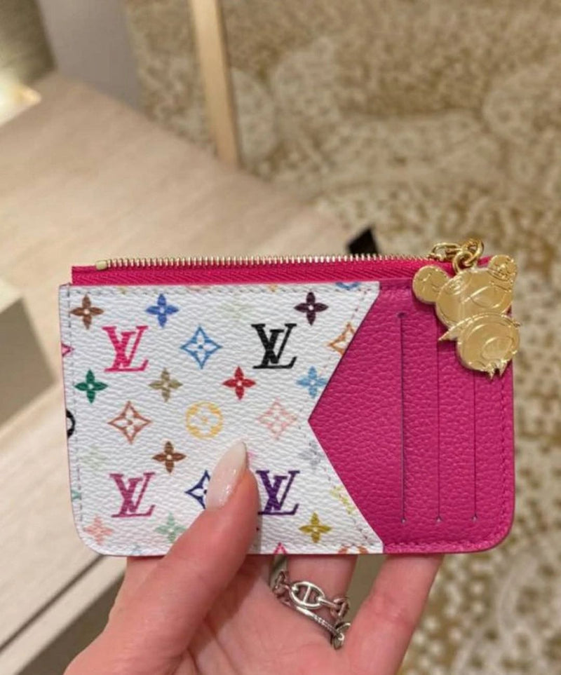 L--Inspired Card Holder Wallet: Chic & Functional!